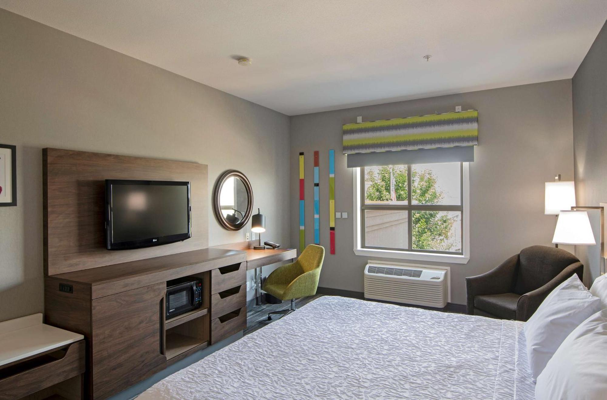 Hampton Inn By Hilton Kamloops Exterior foto