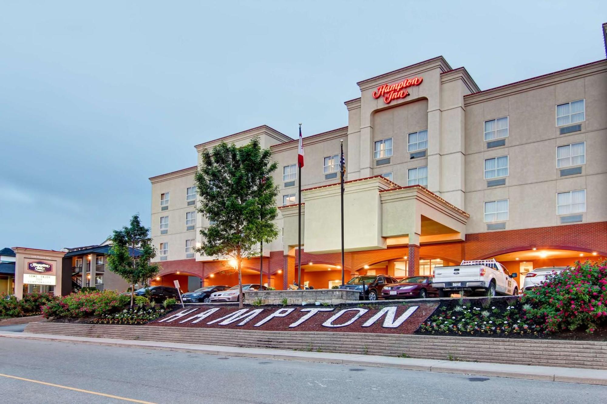 Hampton Inn By Hilton Kamloops Exterior foto
